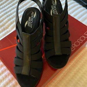 Aerosols woman’s shoes size 7.5